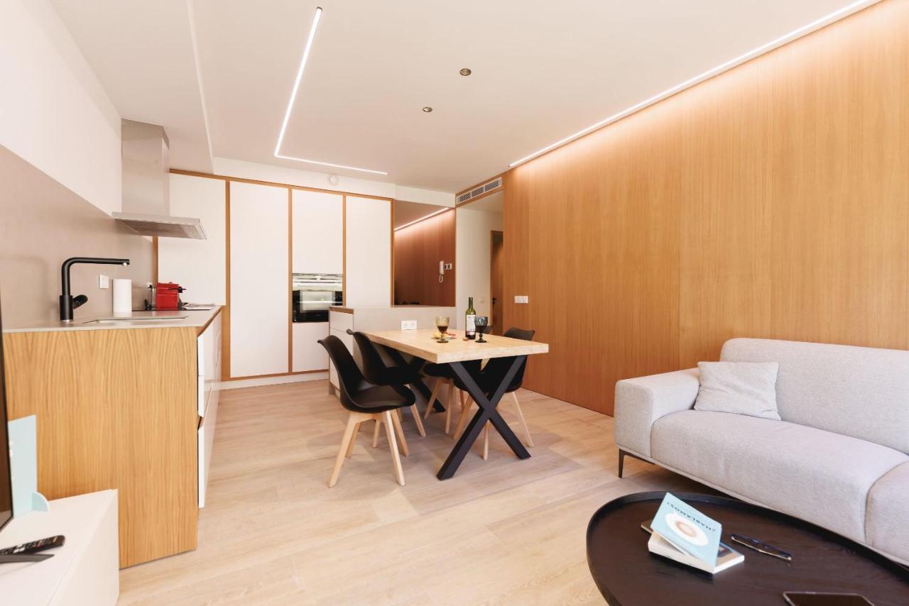 Bravissimo Centre, Modern 2-Bedroom Apartment Girona Exterior photo